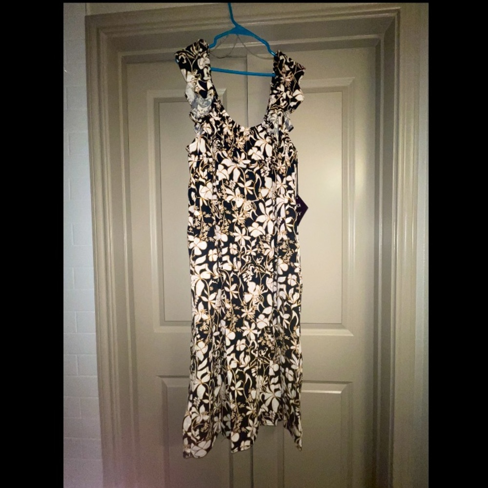 Women’s plus size midi dress Ava & Viv new with tags